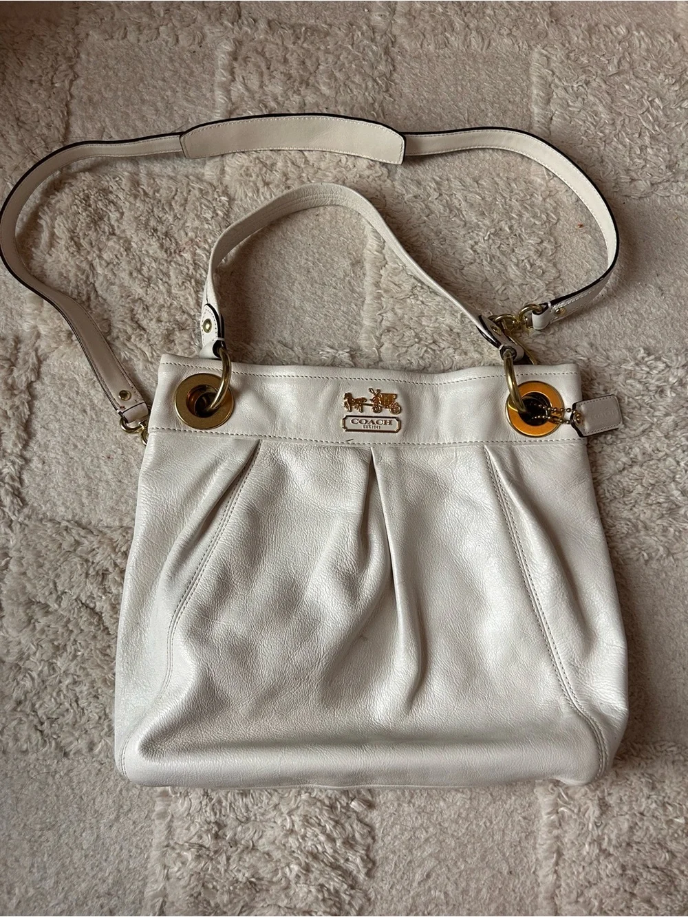 Vintage Coach Madison White Leather Shoulder Hobo Bag with Gold Hardware